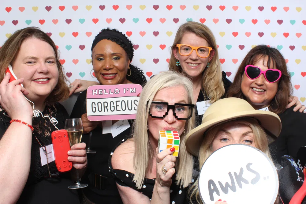 1764274533 1cxx16 2c439eaddf677f4364b63a379f650043