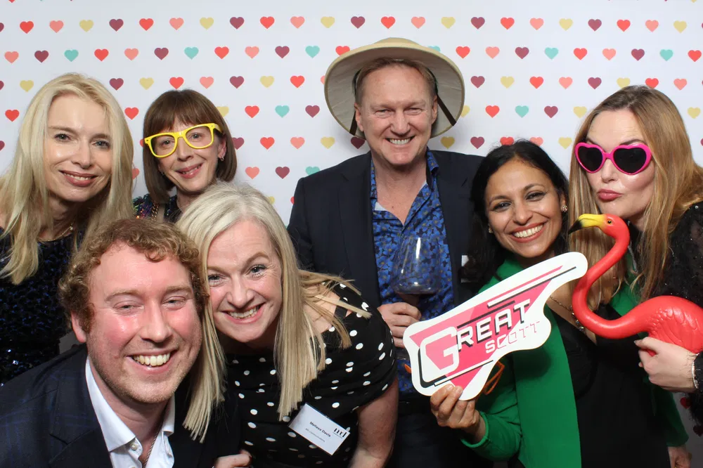 1764275260 sjuquu 86b56ef9f2aaab282e6eb25966a8cc92