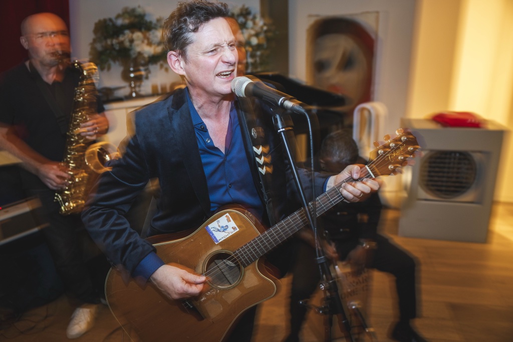 md communications party 156