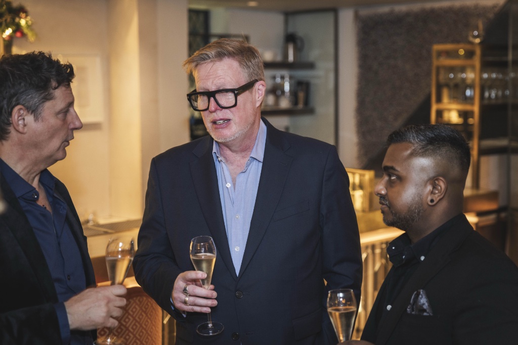 md communications party 7